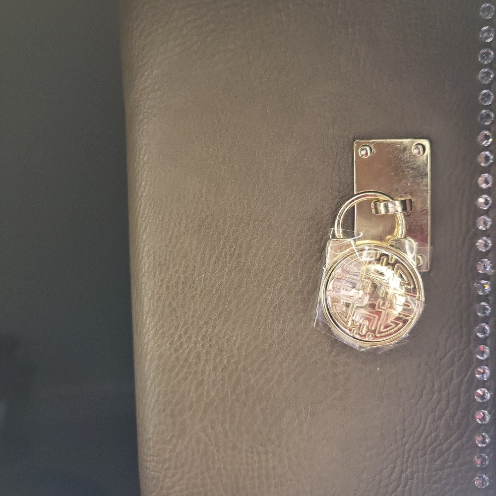 Custom Leather Long Wallets - Picture 3 of 6
